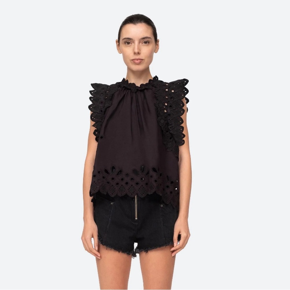 Sea Hazel Eyelet Flutter Sleeve Top Black L